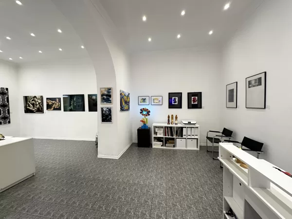 Rossocinabro galerija Romā 2024